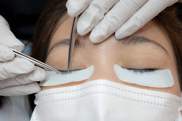 Cosmetologist beauty Lash Lifting