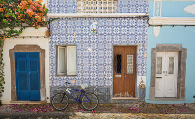 Facades of Tavira, Portugal © OskarssonPhotography