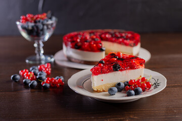 Berry cake with homemade jelly