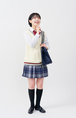 想像する女子高生　白背景　全身
