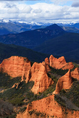 Fototapeta premium Detail of the landscape of Las Medulas with snowy mountains in the background. Ancient Roman gold mines. Heritage of humanity by unesco. Spain