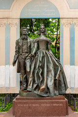 Aleksander Pushkin and Natalia Goncharova Monument on Old Arbat street, Moscow, Russia - obrazy, fototapety, plakaty