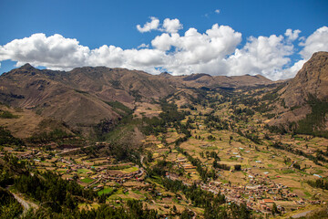 Crop fields in Pisac seen from above in the Sacred Valley in Cusco, Peru - obrazy, fototapety, plakaty