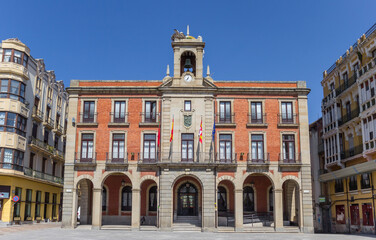 Fototapeta na wymiar Town hall on the Plaza Mayor of Zamora, Spain