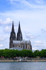 Panorama von K&ouml;ln mit Dom und Rhein