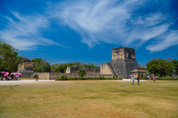 Fototapeta na wymiar The Grand Ball Court, Gran Juego de Pelota of Chichen Itza archaeological site in Yucatan, Mexico