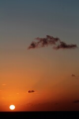 Sonnenaufgang über dem Meer