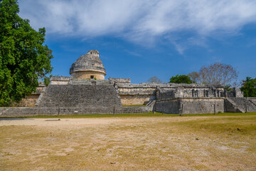 Ruins of El Caracol observatory temple, Chichen Itza, Yucatan, Mexico, Maya civilization
