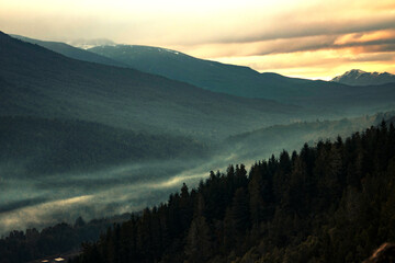 Atardecer de montaña 