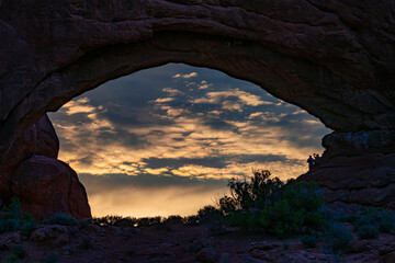 674-82 Sunrise, North Window, Arches NP