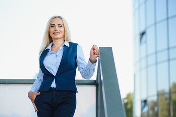 Portrait of a smiling business woman