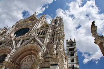 Fototapeta na wymiar Kathedrale in Siena