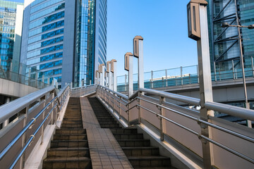 東京都港区 汐留 はまかぜの道