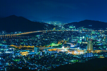 権現山から眺める広島市の夜景(広島市安佐南区緑井町)