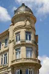 Fototapeta na wymiar Classic architecture in Porto - Portugal 