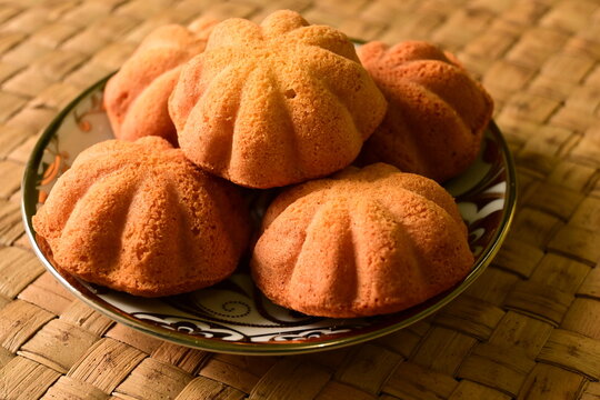 Mini baked sponge cake which is a popular snack during Muslim holidays in Bangka, Eid al-Fitr and Eid al-Adha.