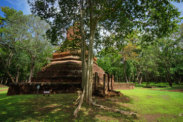 Archaeological and Buddhist sites, historical religious sites, Buddha, temples, ceremonial areas, religious attractions, Buddhist churches, antiques, pagodas, nature and dharma.