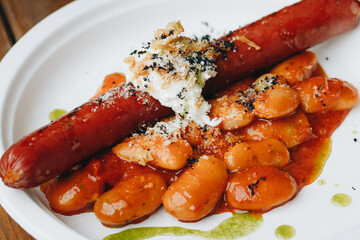 Sausage in cannellini bean sauce