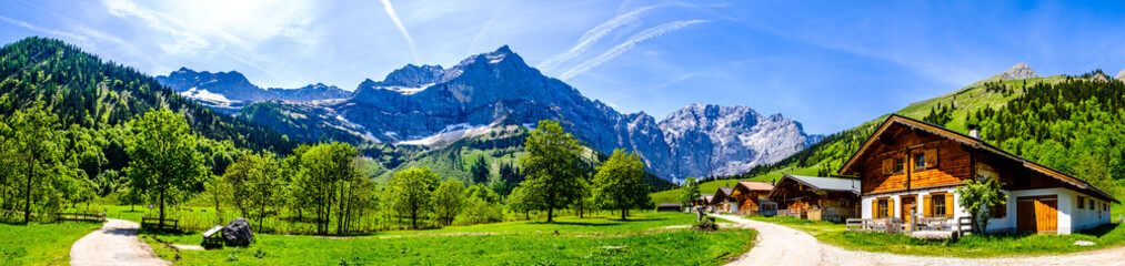 Fototapeta na wymiar landscape at the Risstal Valley in Austria