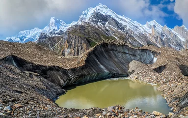 Tableaux ronds sur aluminium brossé K2 A lake in the Baltoro glaciers 