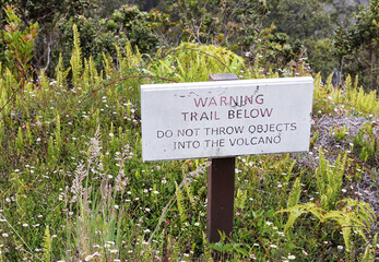 warning trail sign 