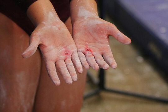 trabajo duro de atleta de gimnasia