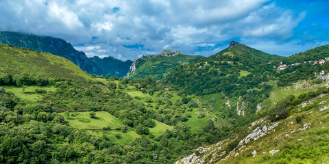 Naklejka premium Mountain Range, Picos de Europa National Park, Asturias, Spain, Europe