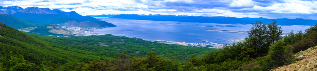 When you climb the rather unknown Cerro del Medio, you get a panoramic view of Ushuaia and the Beagle Channel. The climb is steep but rewarding.