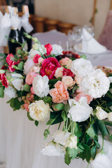 wedding bouquet of roses