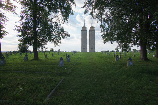 Cmentarz pierwszo wojenny w Staszkówce na górze Patria
