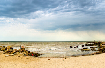 Fototapeta na wymiar landscape of the sea and stones, Azov sea, Ukraine