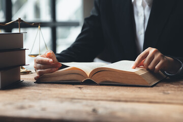 Lawyers read legal books defend their clients' cases, the lawyer concept assumes that the defendant...