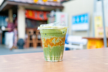 matcha green tea latte with caramel