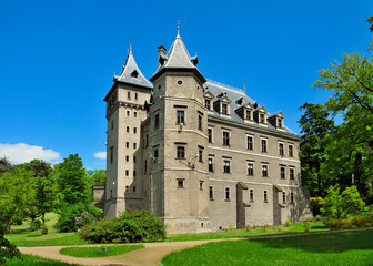 Fototapeta na wymiar Castle in Gołuchów