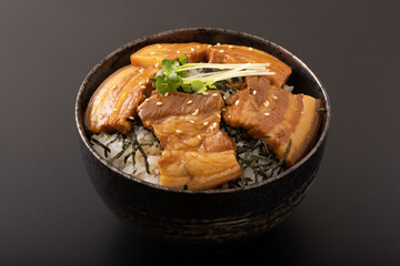 豚角煮丼