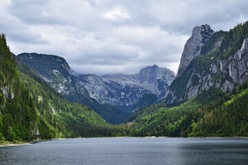 Obraz premium Vorderer Gosausee im Dachsteingebiet, Österreich