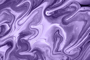 Obraz premium Abstract fluid art background violet and lavender colors. Liquid marble. Acrylic painting with purple gradient.