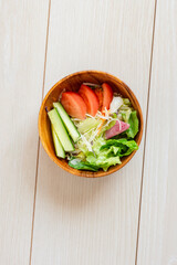Salad on the table. テーブルの上のサラダ
