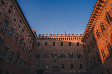 Fototapeta premium SIENA, ITALY-SEPTEMBER 2021: amazing architecture in the old city