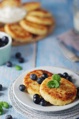 Cottage cheese pancakes - traditional Russian syrniki