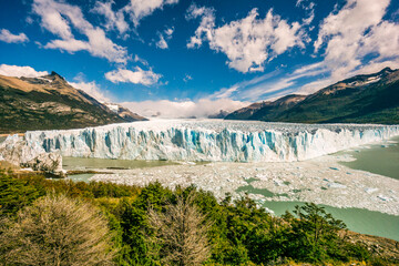 Obraz na płótnie Canvas glaciar Perito Moreno , Parque Nacional Los Glaciares, departamento Lago Argentino, provincia de Santa Cruz, republica Argentina,Patagonia, cono sur, South America