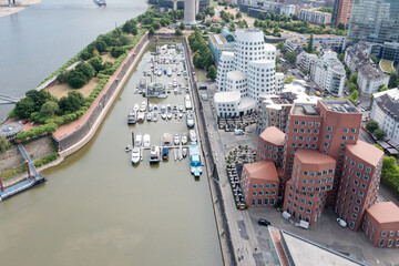 Fototapeta premium Medienhafen in Düsseldorf, Deutschland