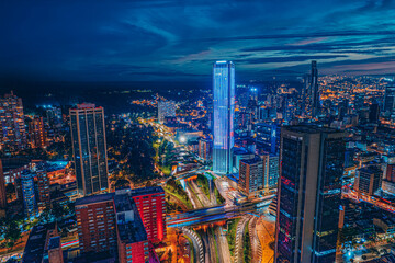Paisaje urbano de la ciudad de Bogotá, capital del pais Latinoamericano: Colombia.