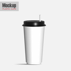realistic blank mockup of paper cups with plastic lids, hot coffee mugs, White plastic disposable cup with lid for cold beverage - soda, ice tea or coffee, cocktail, milkshake, juice. 3d illustration