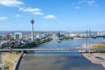 Fototapeta na wymiar Düsseldorf, Deutschland