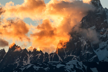 Fototapeta na wymiar Fantastic bright sunset in the Ushba mountains, Svaneti Georgia. Ushba mountain. 