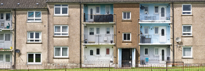 Derelict council house in poor housing estate slum with many social welfare issues in Port Glasgow - obrazy, fototapety, plakaty