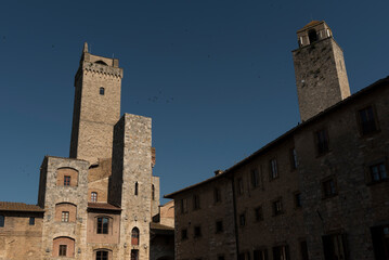 T&uuml;rme von San Gimignano im Morgenlicht
