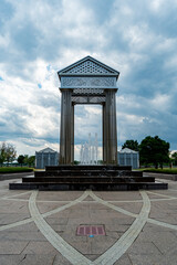 Side of the New Jersey State Capitol Building and Fountain