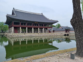 Naklejka premium Gyeonghoeru is a pond in Gyanbok Palace.